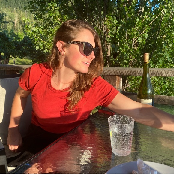 Meet your Posher, Emma - Picture 3 of 7